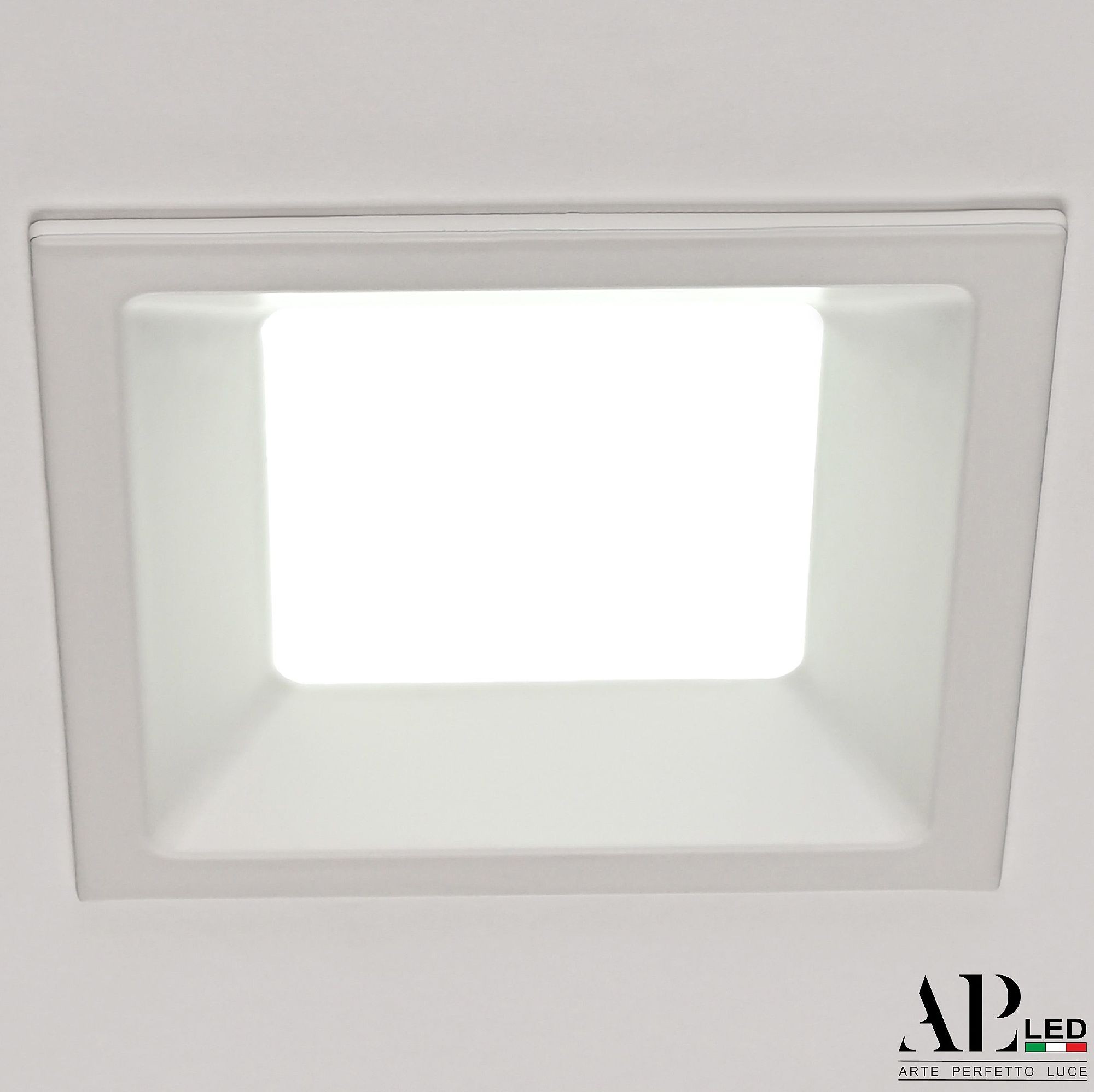 Встраиваемый светильник APL Led Ingrid 3322.LDF5016/5W/6K