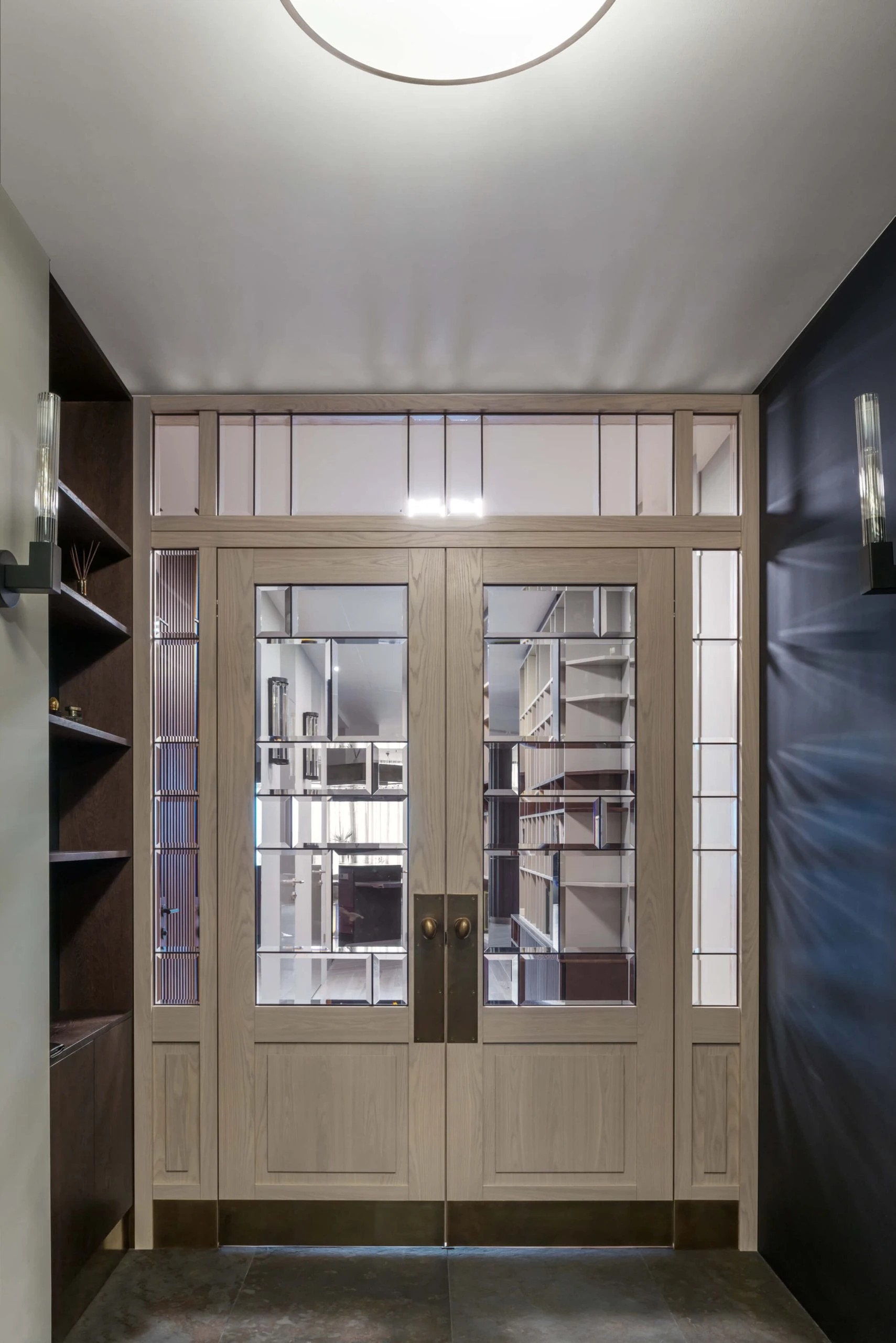 КВАРТИРА В ЖК «ЛЕОНТЬЕВСКИЙ МЫС»