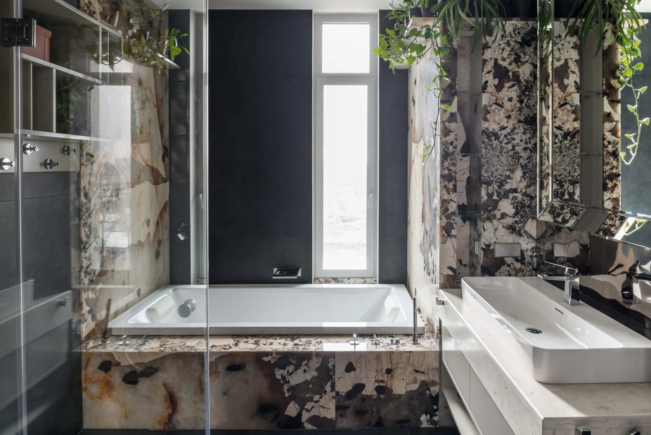 КВАРТИРА В ЖК «ЛЕОНТЬЕВСКИЙ МЫС»