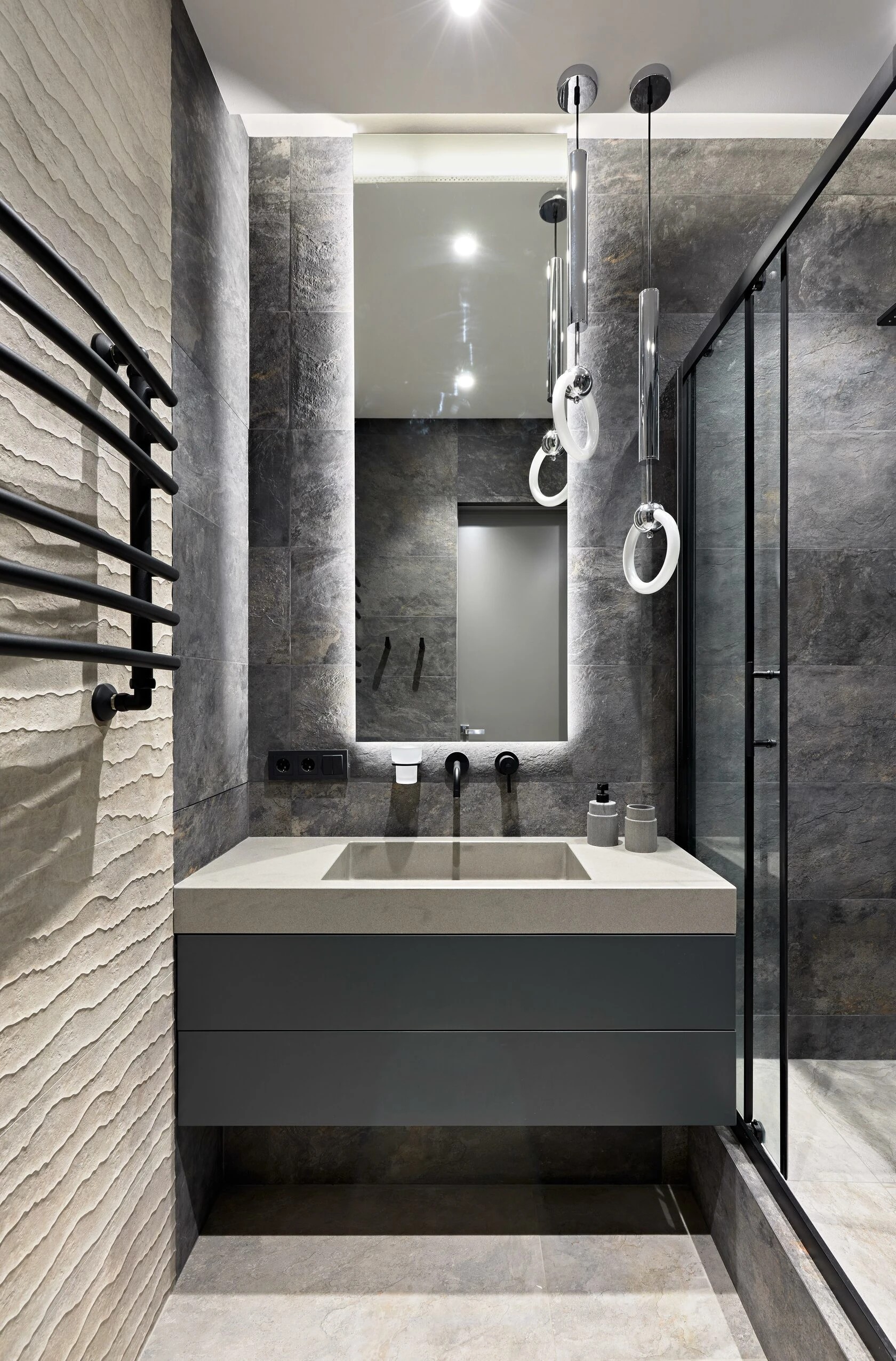 Квартира в ЖК "Дом на набережной", 64 кв.м.