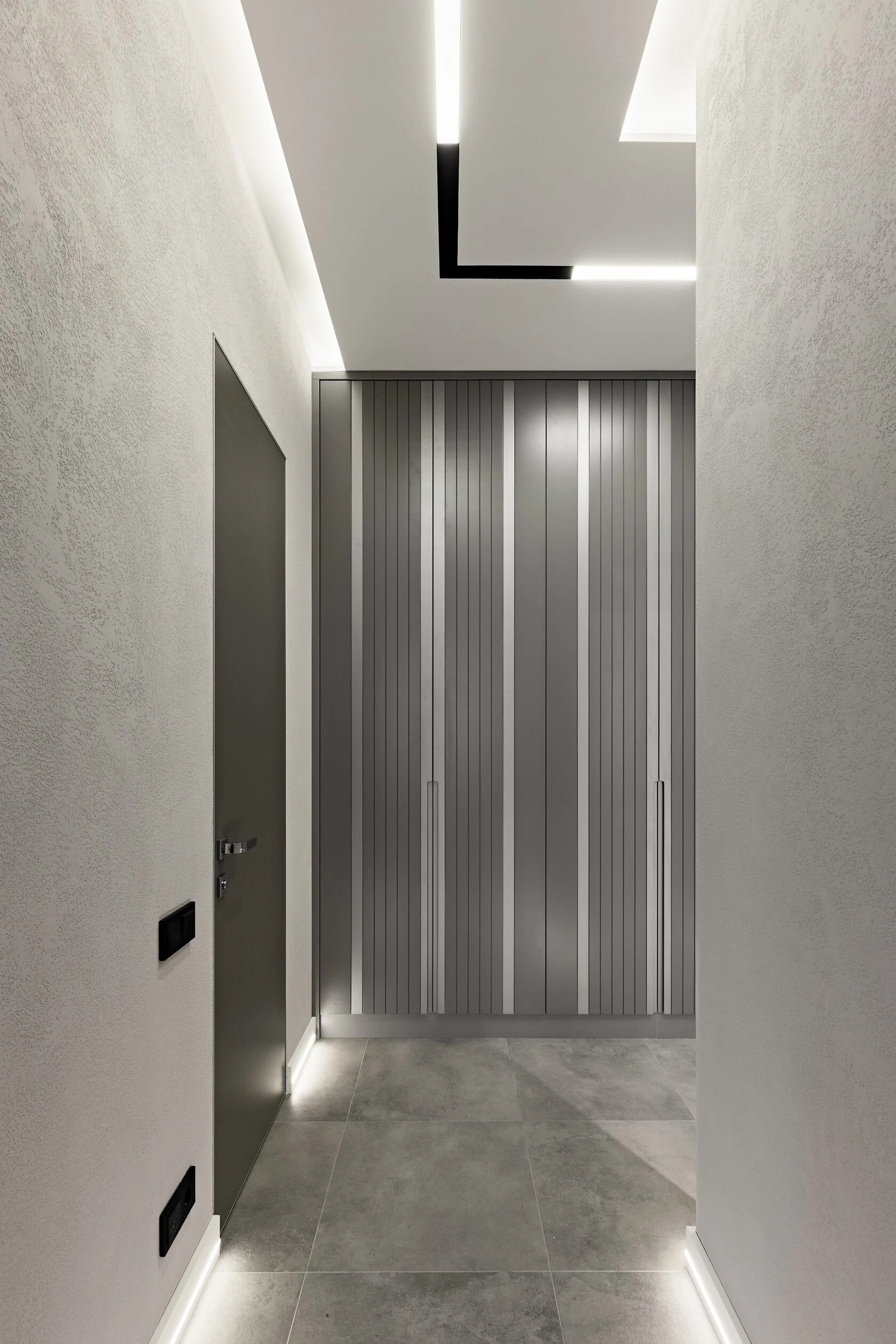 Квартира в ЖК "Дом на набережной", 64 кв.м.