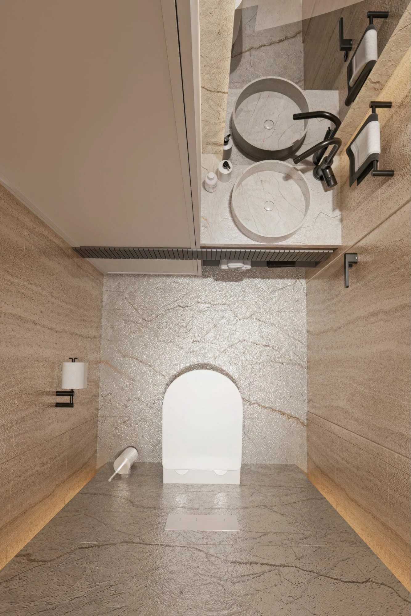 Квартира в стиле современна классика с чудесными видами на Москву-реку