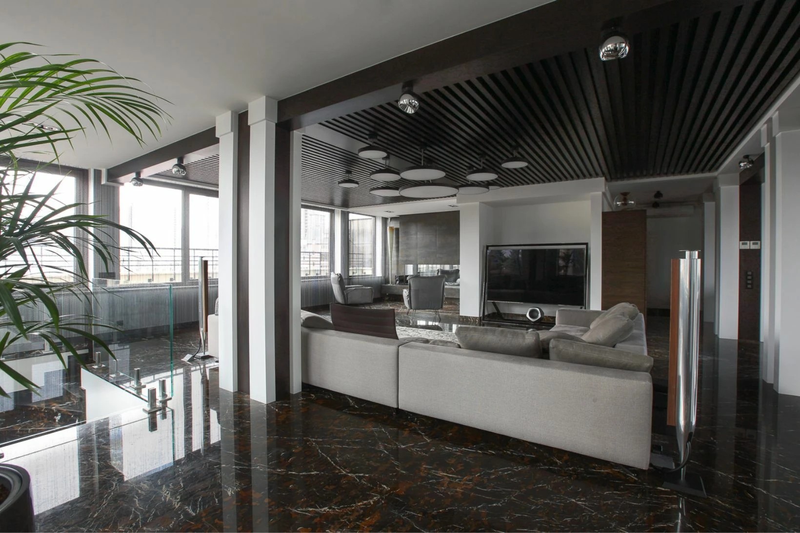 5-комнатный пентхаус в авторском стиле