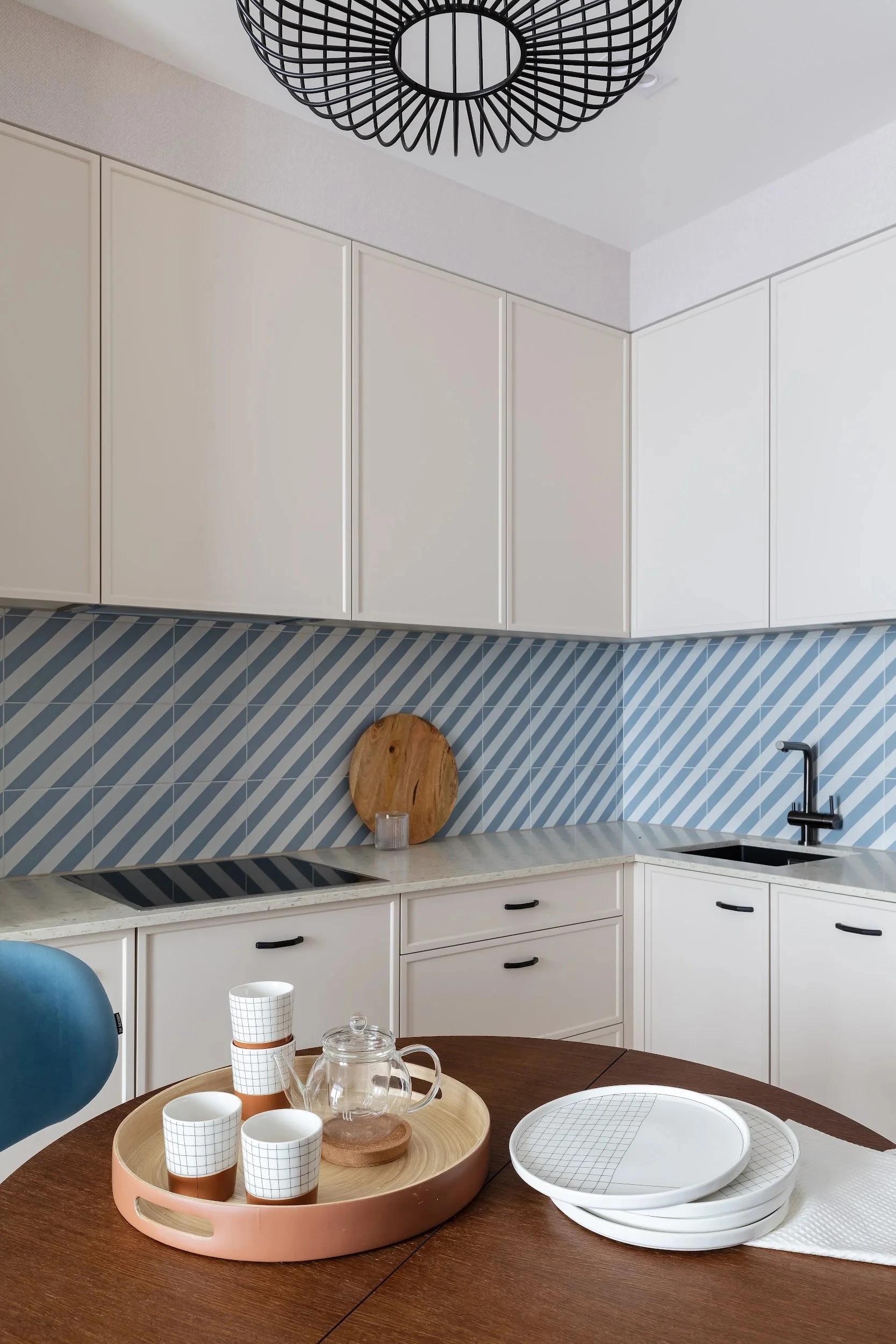 ПЕСОК И МОРЕ