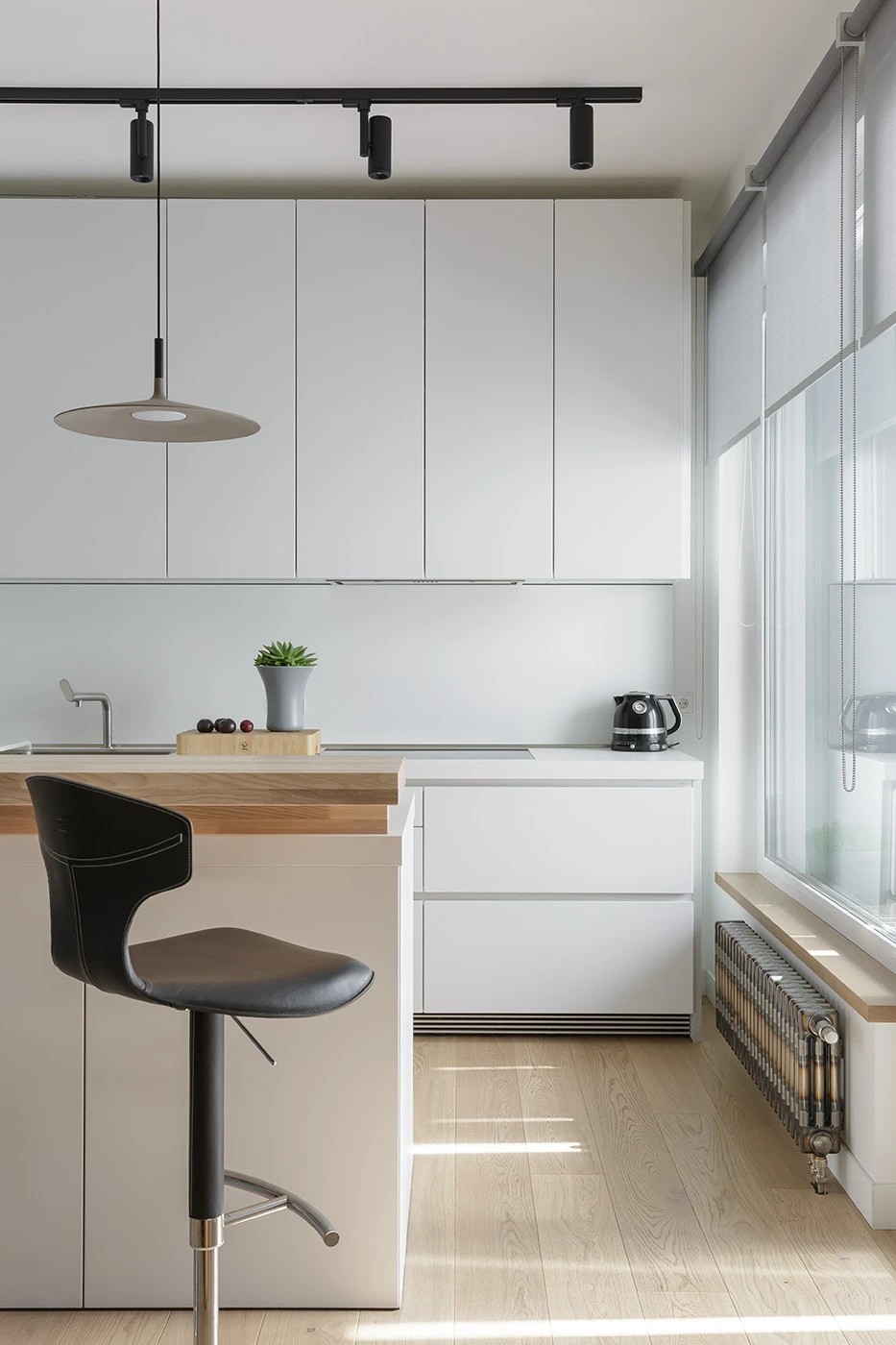 МИНИМАЛИСТИЧНАЯ КВАРТИРА НА ВАСИЛЬЕВСКОМ ОСТРОВЕ