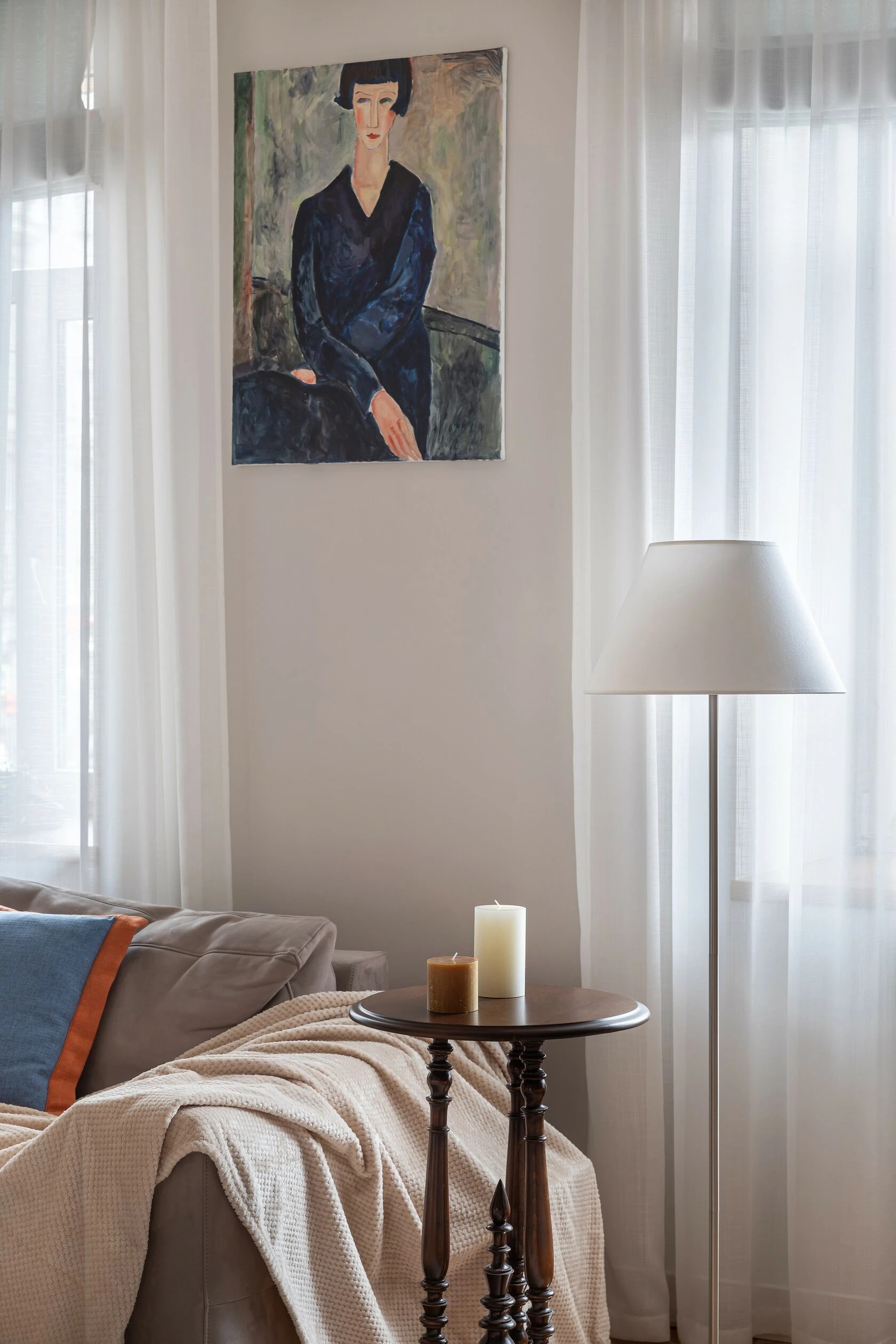 ЭКЛЕКТИЧНАЯ КВАРТИРА В СТАЛИНСКОМ ДОМЕ