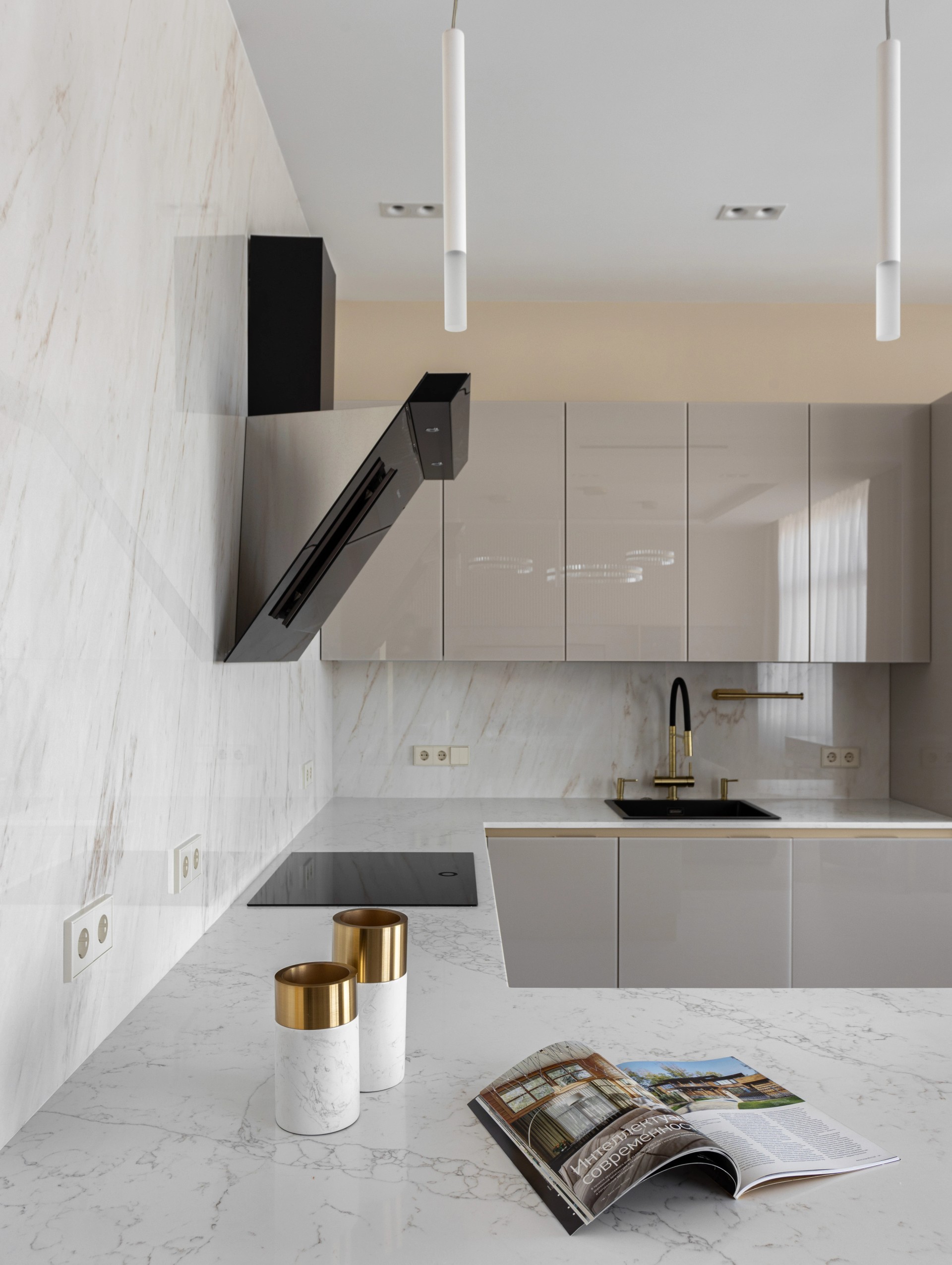 КВАРТИРА В САНКТ-ПЕТЕРБУРГЕ