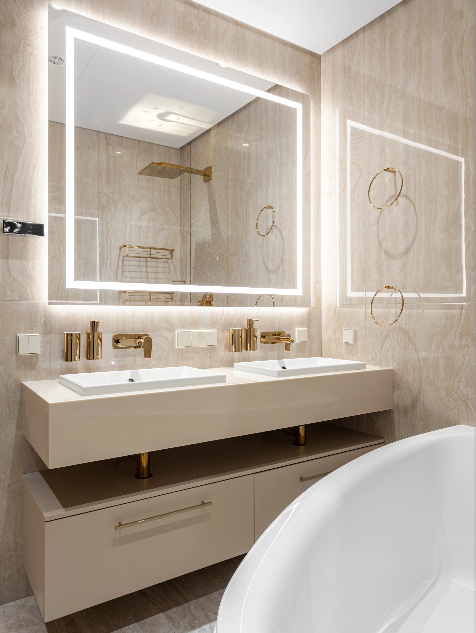 КВАРТИРА В САНКТ-ПЕТЕРБУРГЕ