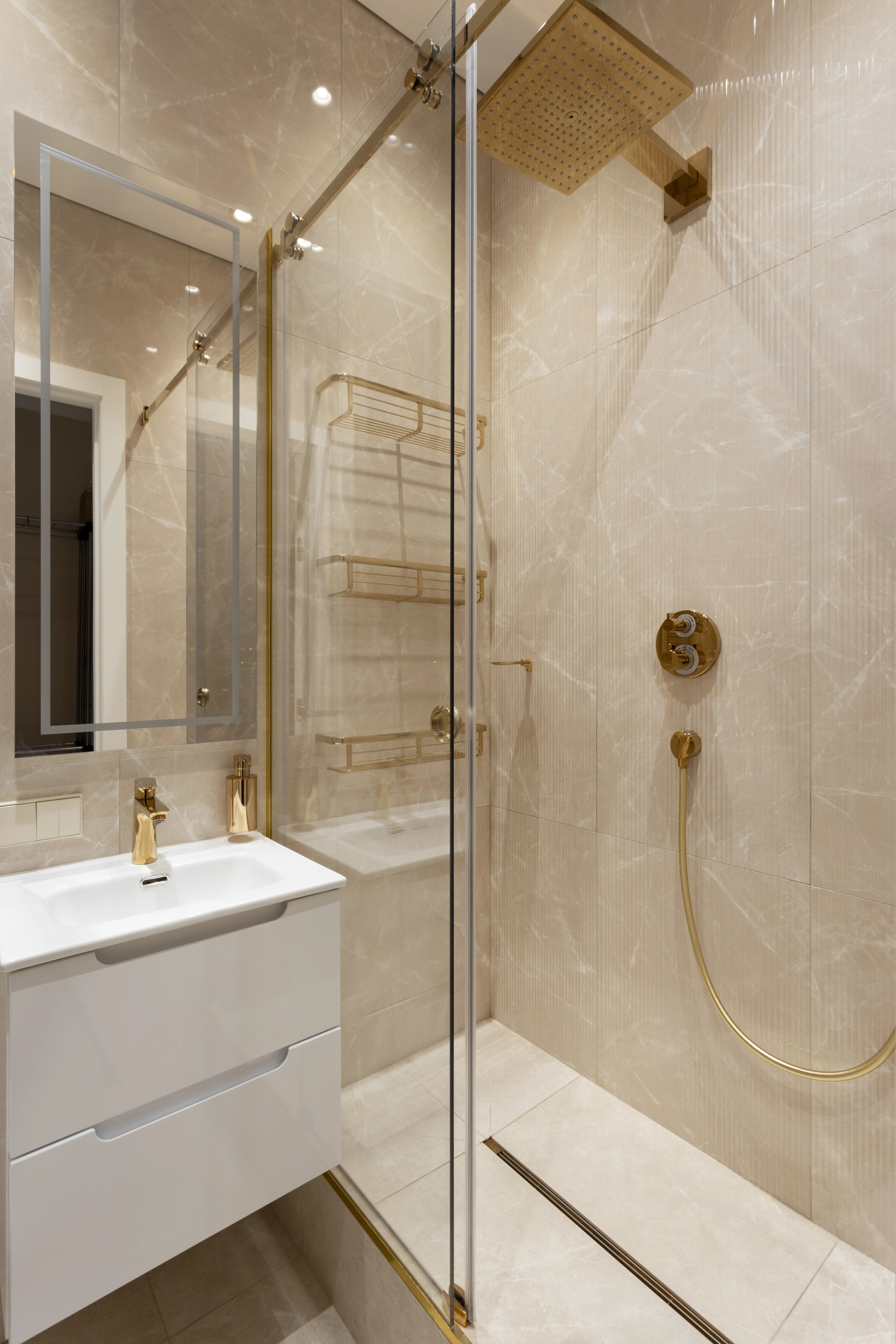 КВАРТИРА В САНКТ-ПЕТЕРБУРГЕ