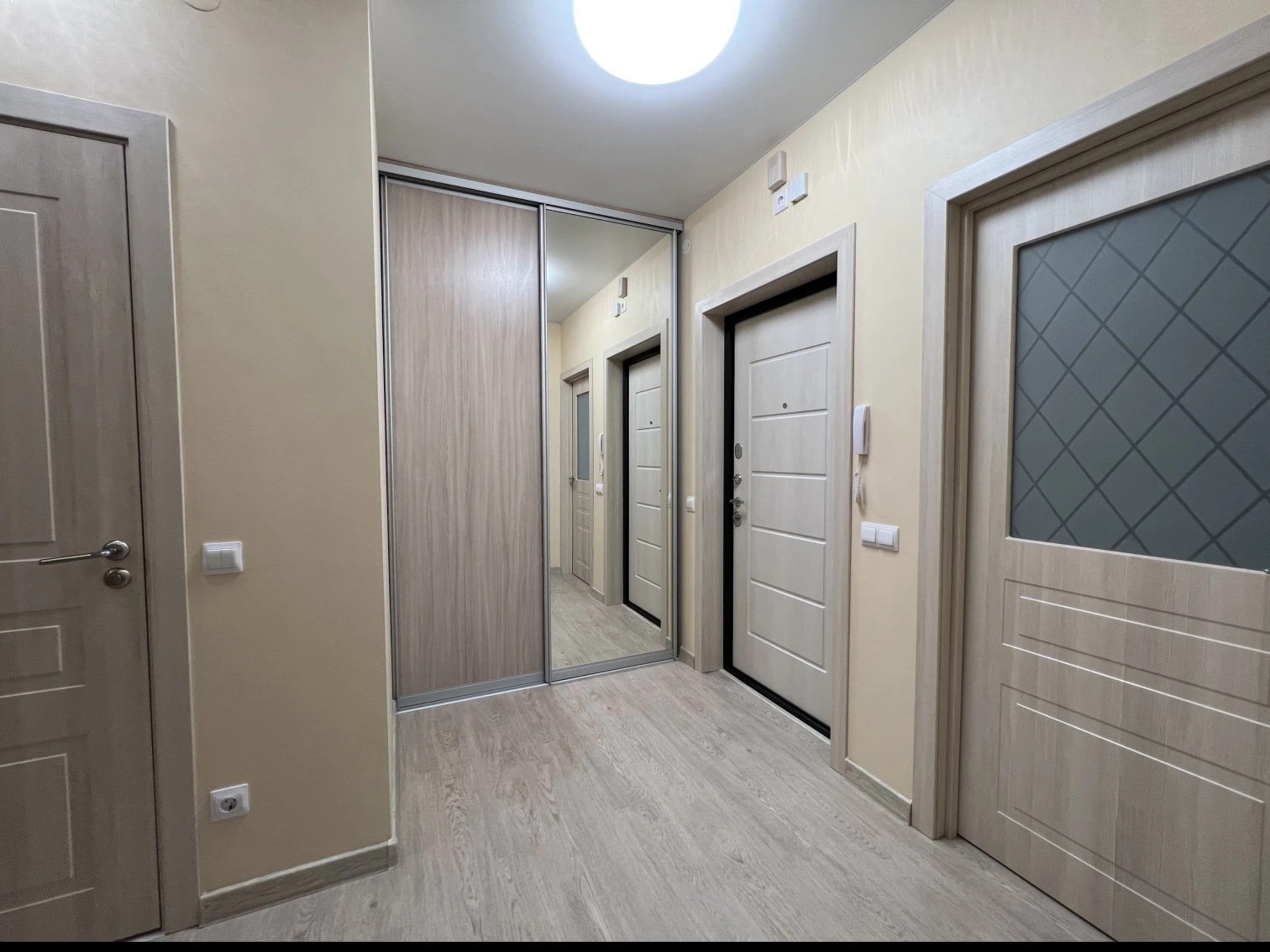 ул. Афанасьева, 1