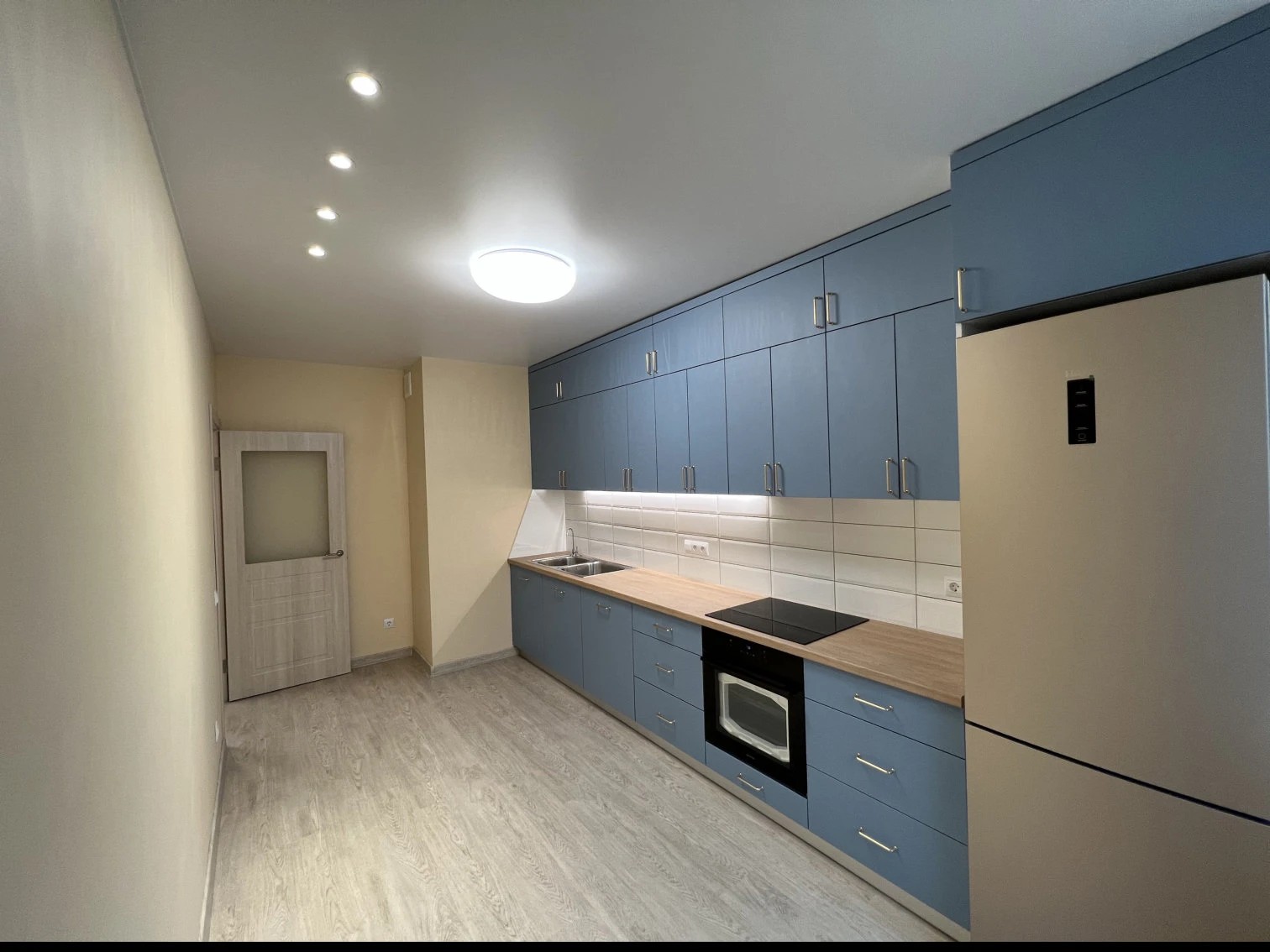 ул. Афанасьева, 1