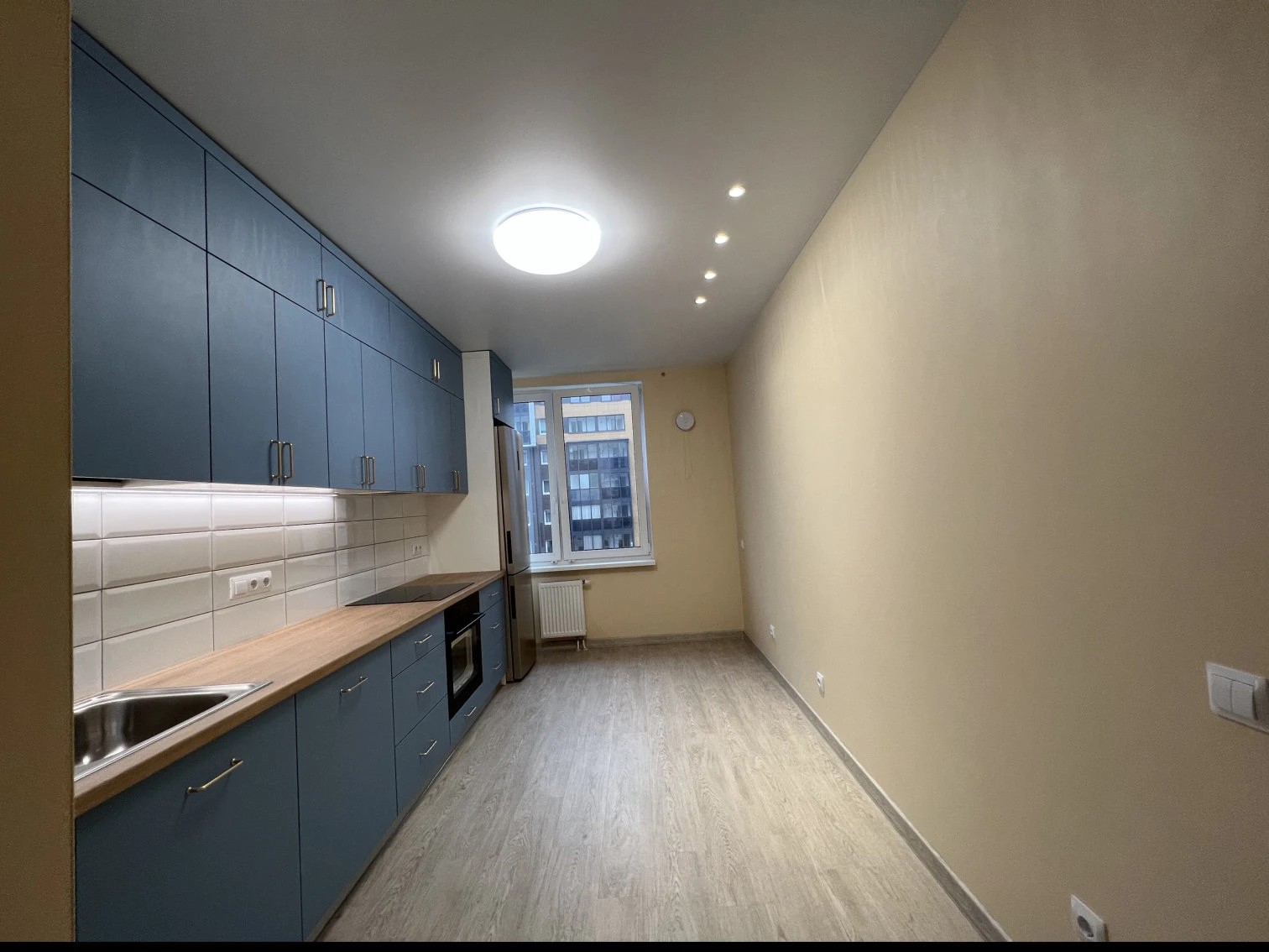 ул. Афанасьева, 1