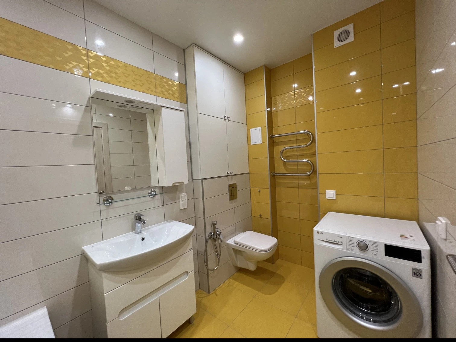 ул. Афанасьева, 1