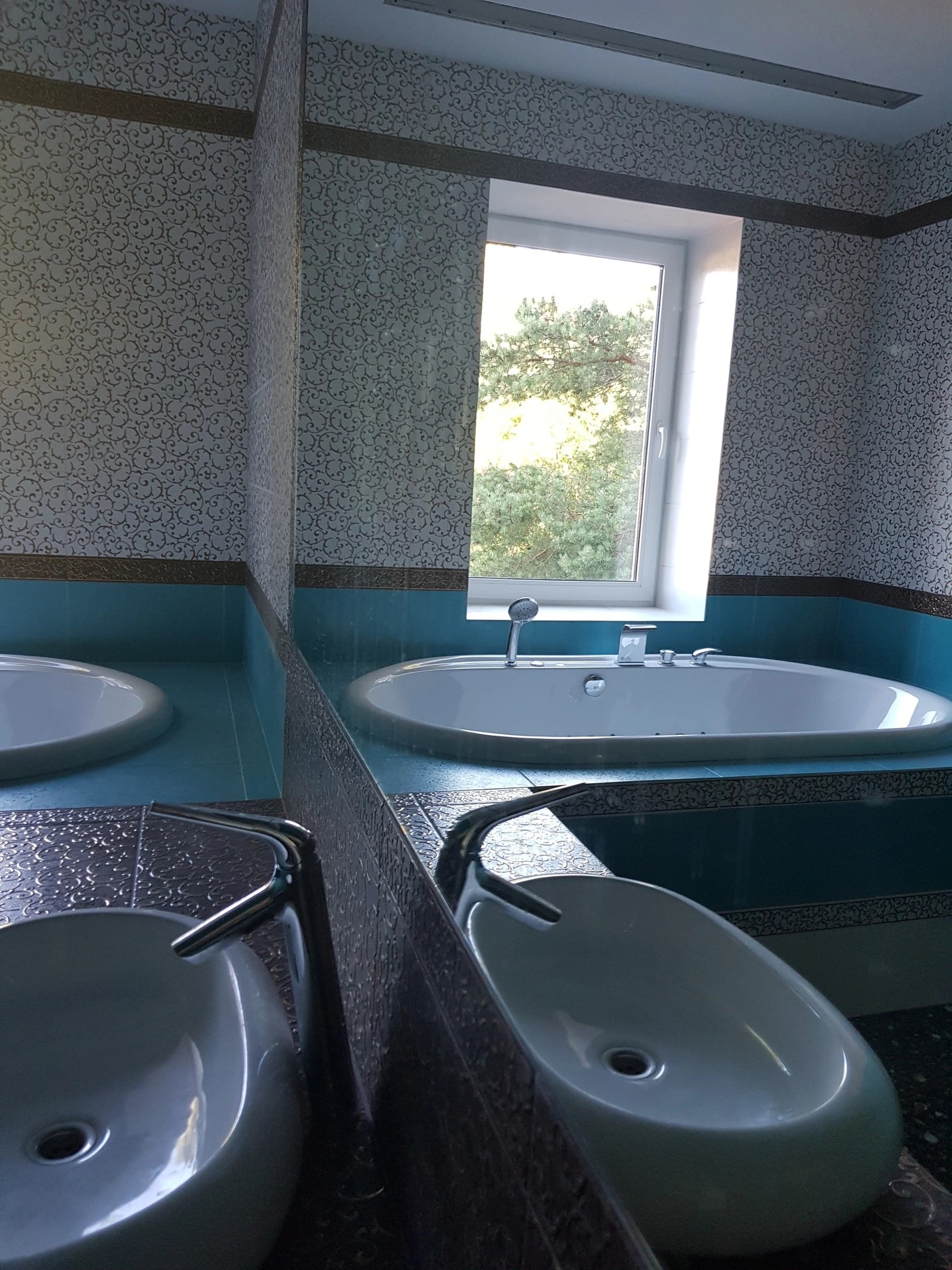 Университетская коттедж