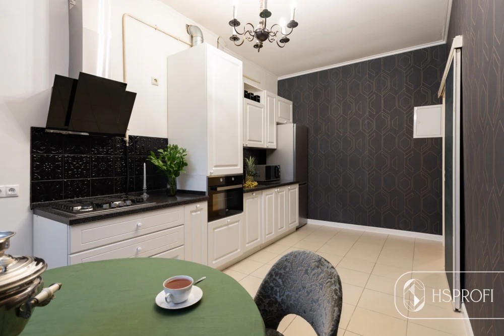 Дом на проспекте КИМа