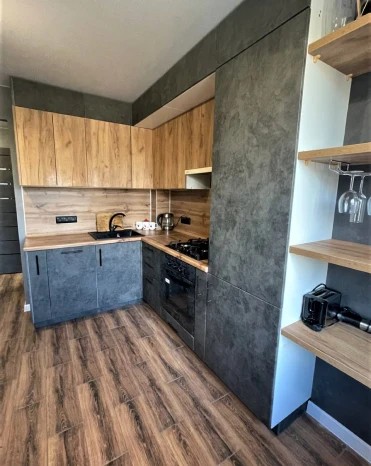 БУДАПЕШТСКАЯ УЛ., 38