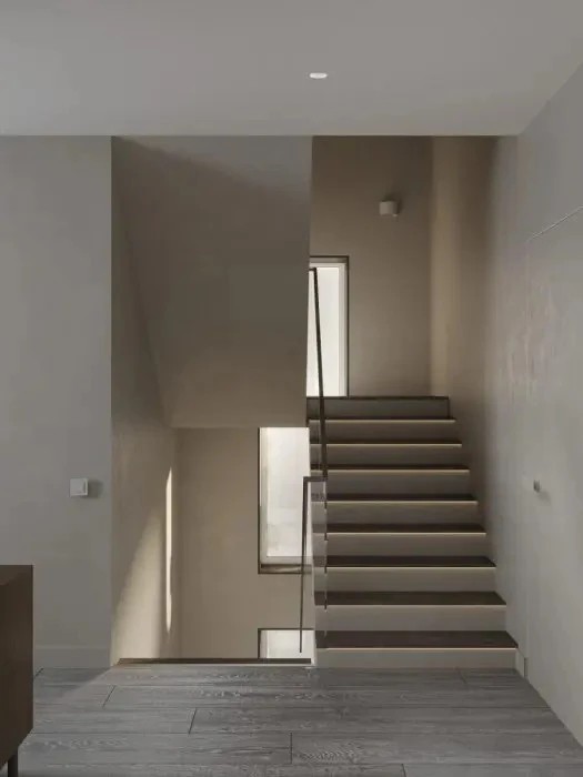 ДОМ С МАНСАРДОЙ