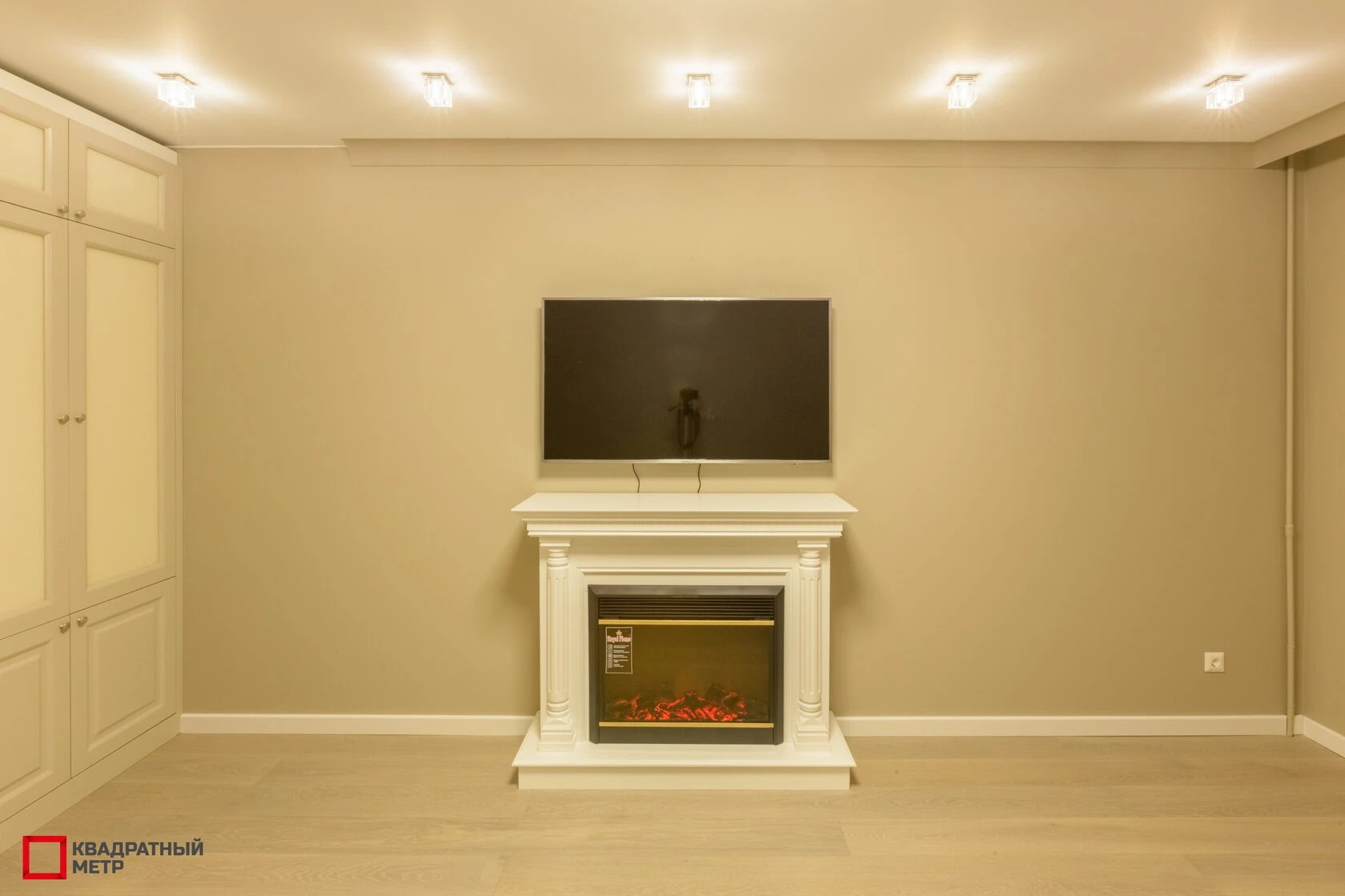 м. Крылатское