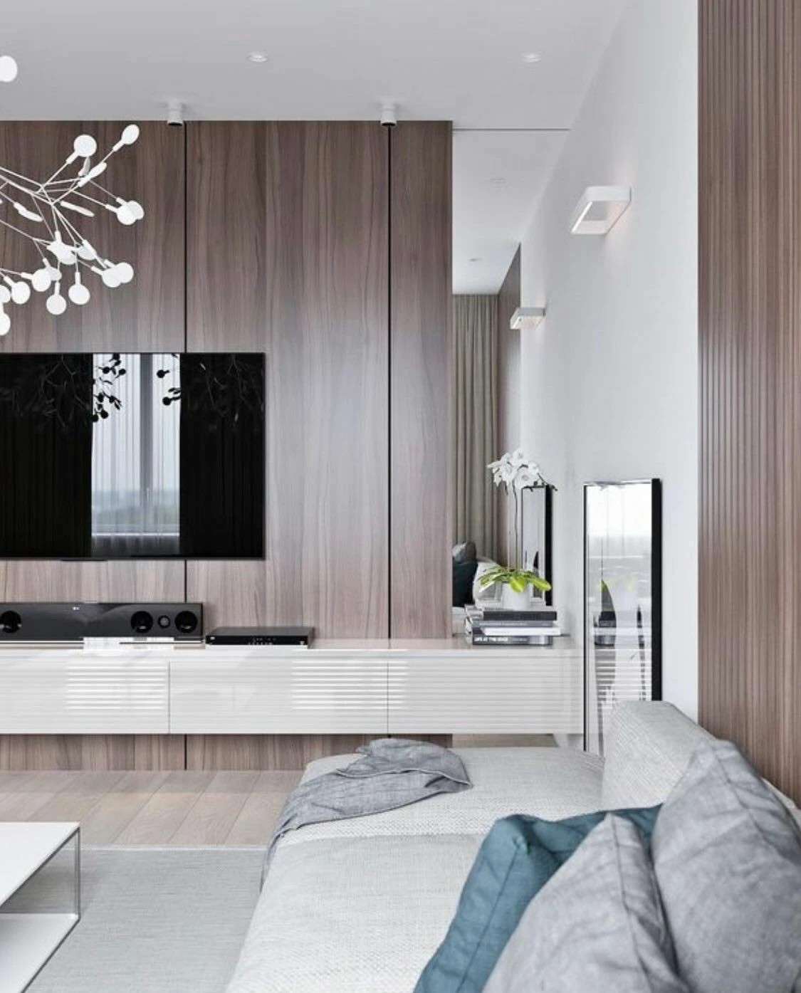 МОСКОВСКИЙ