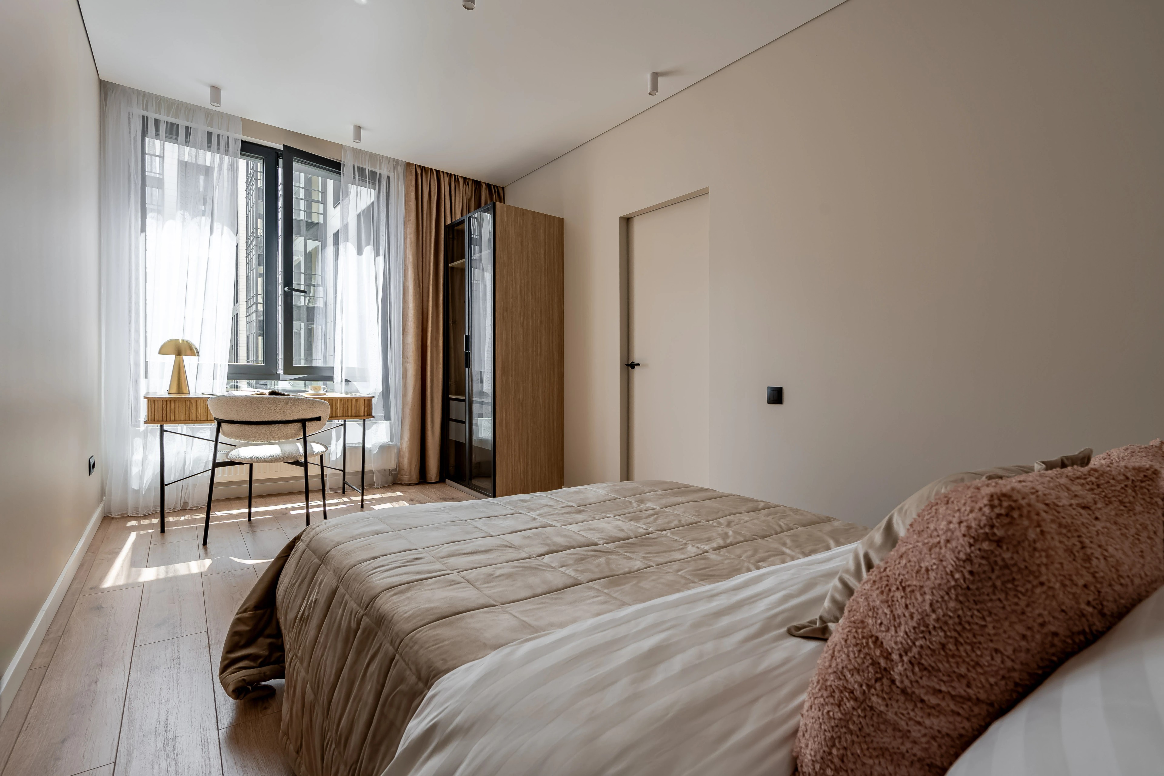 Белоостровская 10