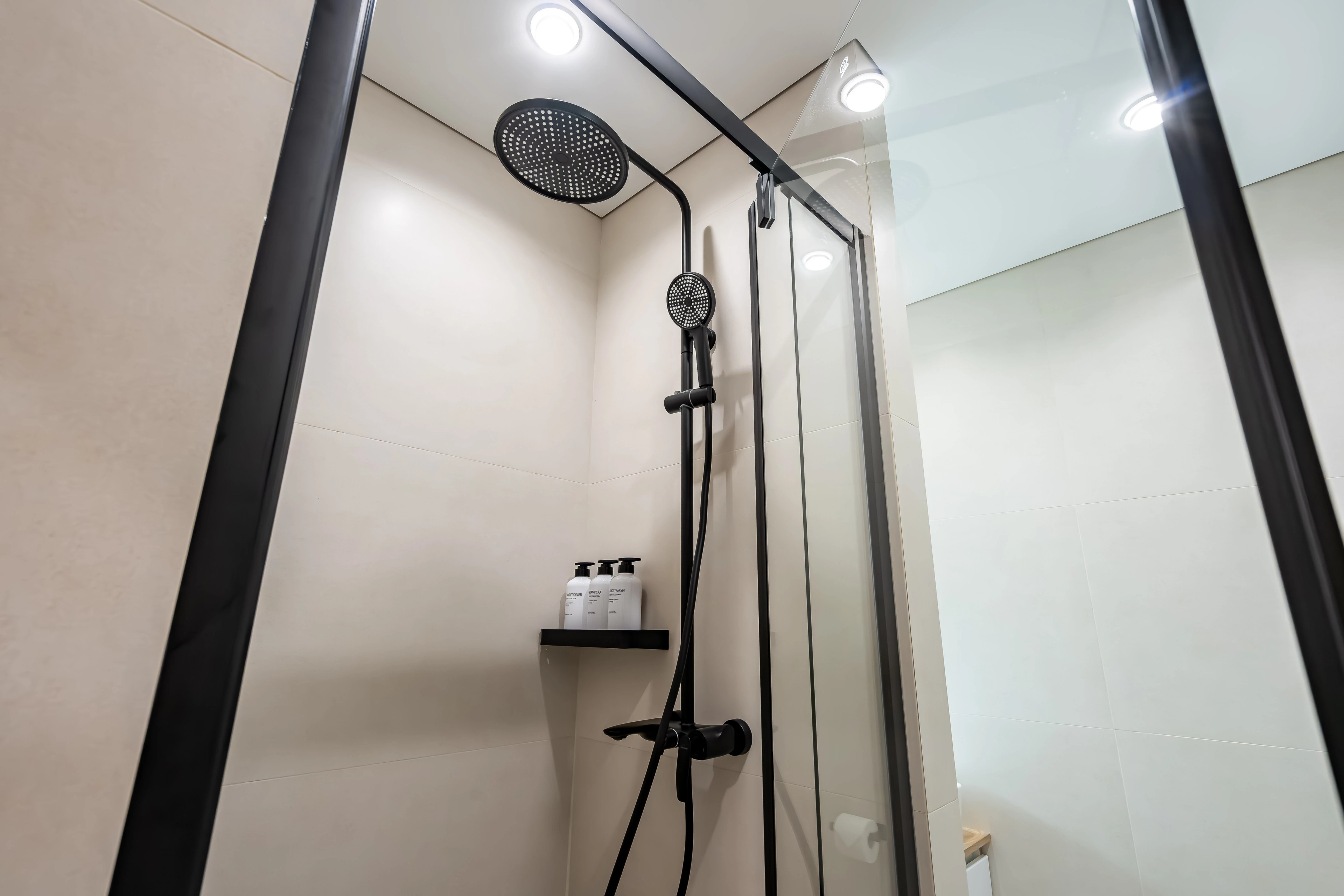 Белоостровская 10