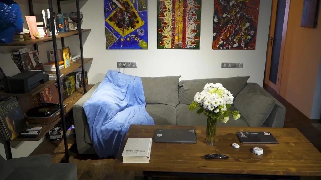 Дизайнерский ремонт 2-к квартиры в стиле ЛОФТ на Выборгском шоссе