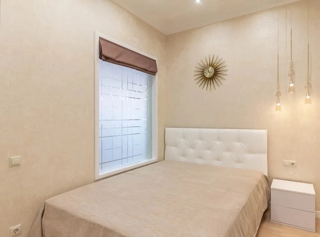 Дизайнерский ремонт 2-к квартиры на Морском проспекте