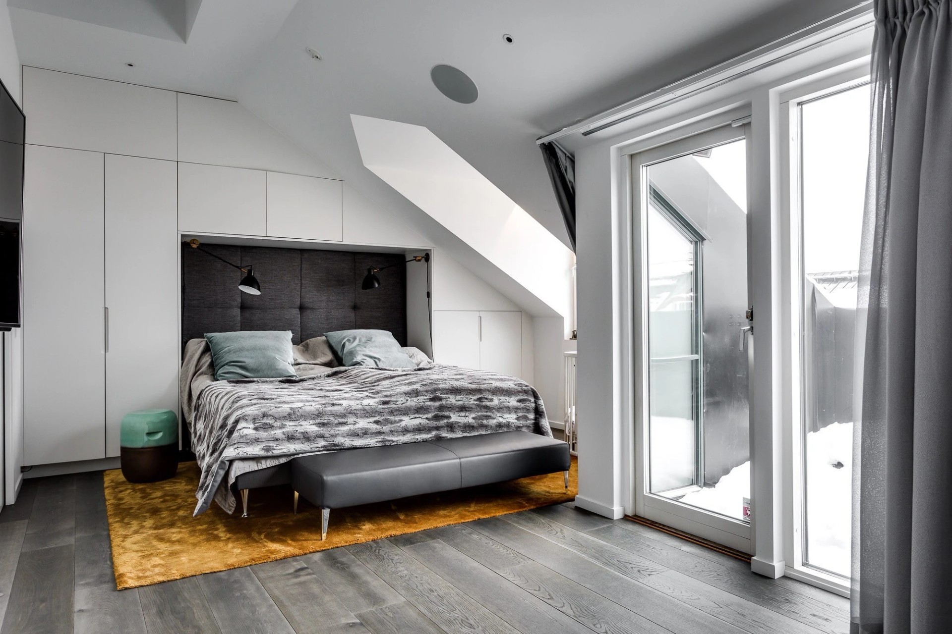 КВАРТИРА 162 КВ.М.