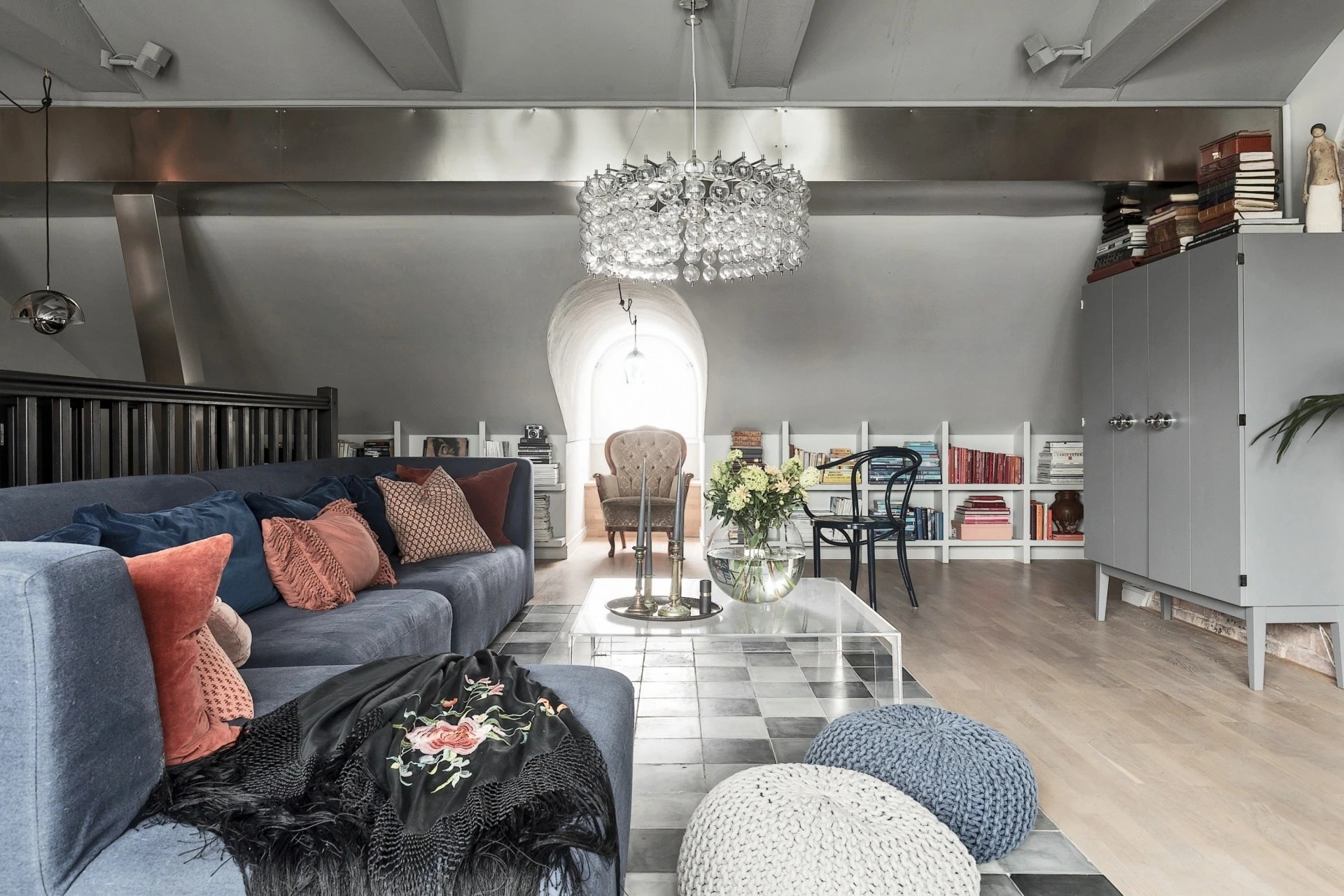 КВАРТИРА 112 КВ.М.