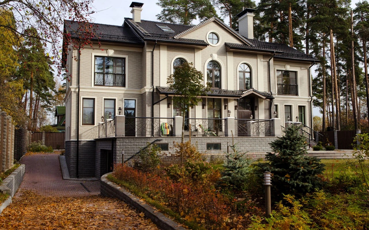 КОТТЕДЖ В ЛИСЬЕМ НОСУ