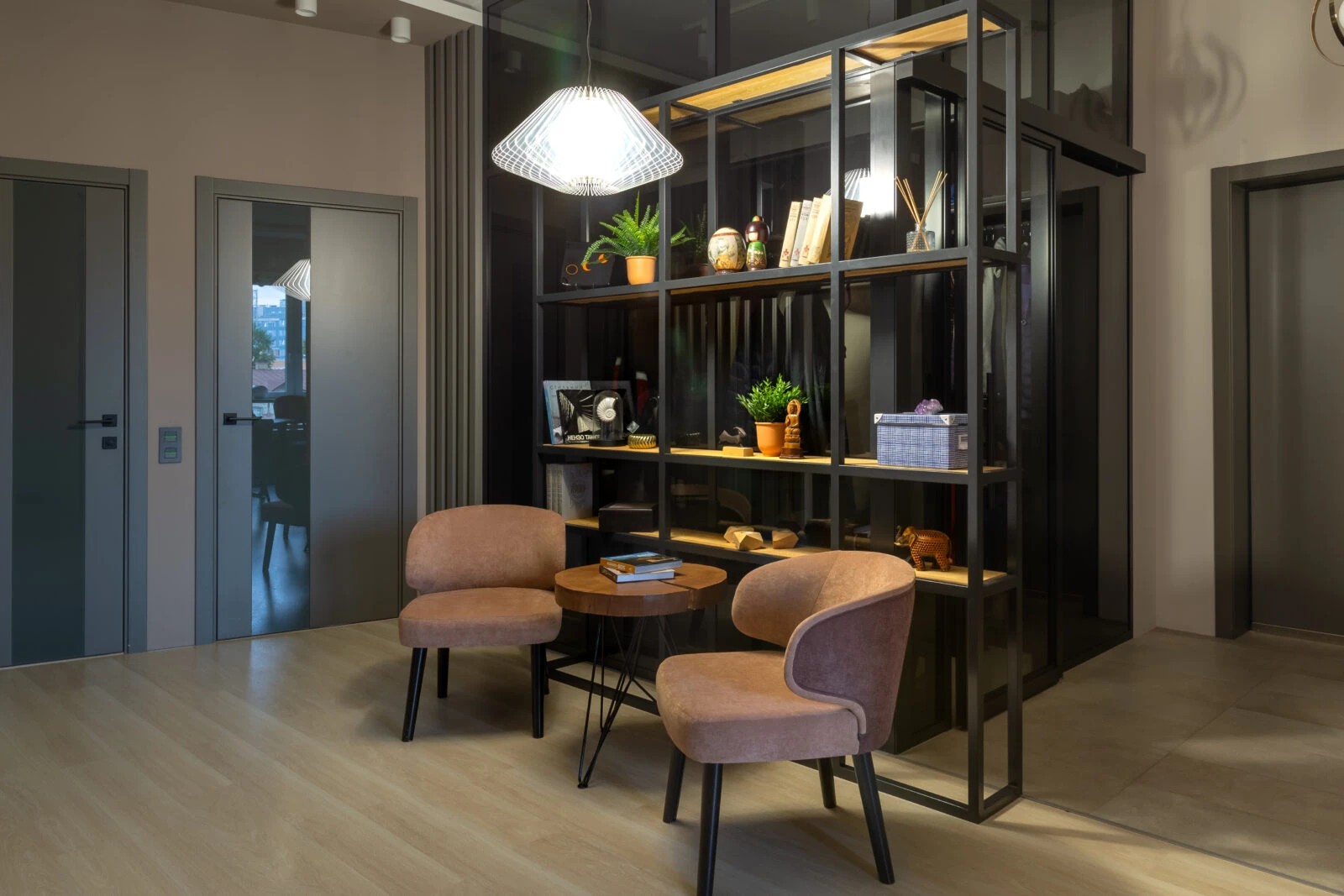 КВАРТИРА НА ПЕТРОВСКОМ ПРОСПЕКТЕ