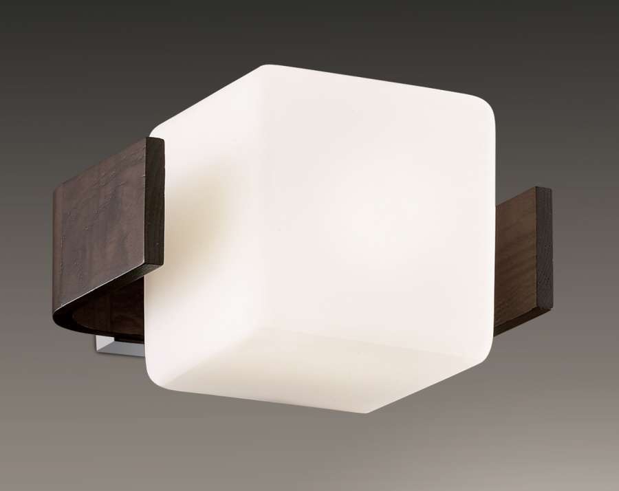 Настенное бра Odeon Light VIA 2199/1W