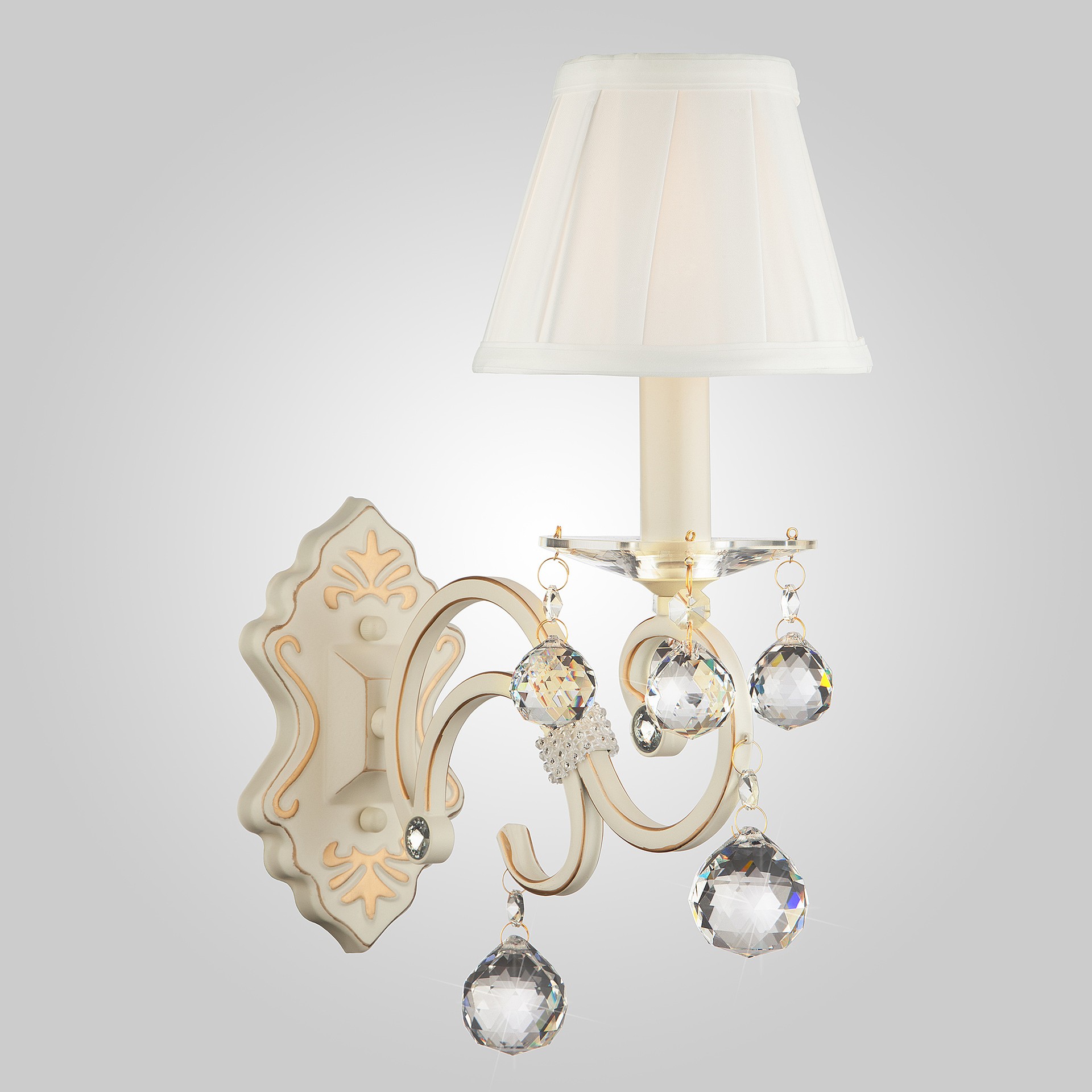 Настенное бра Eurosvet Ivin 12075/1 белый Strotskis