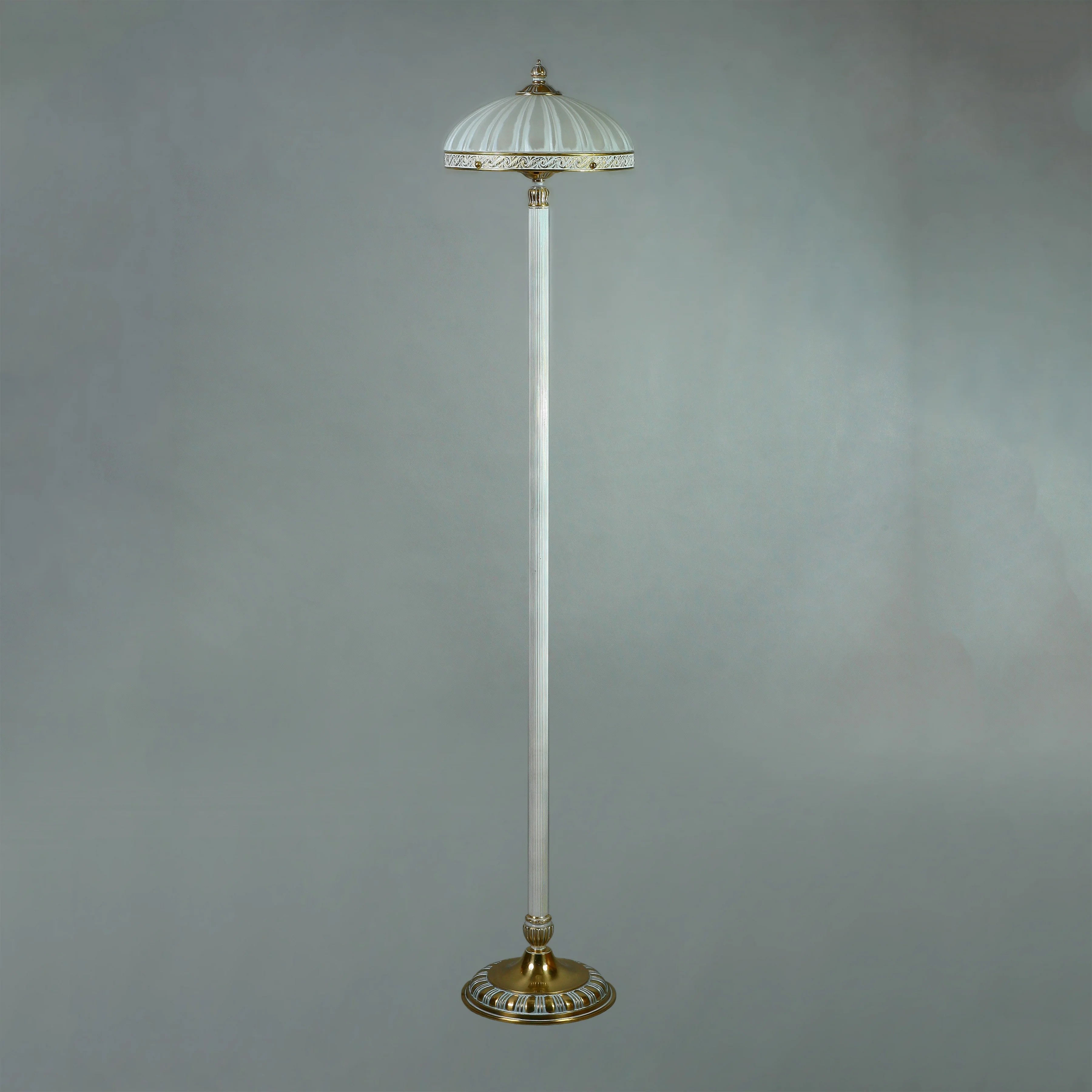 Торшеры напольные